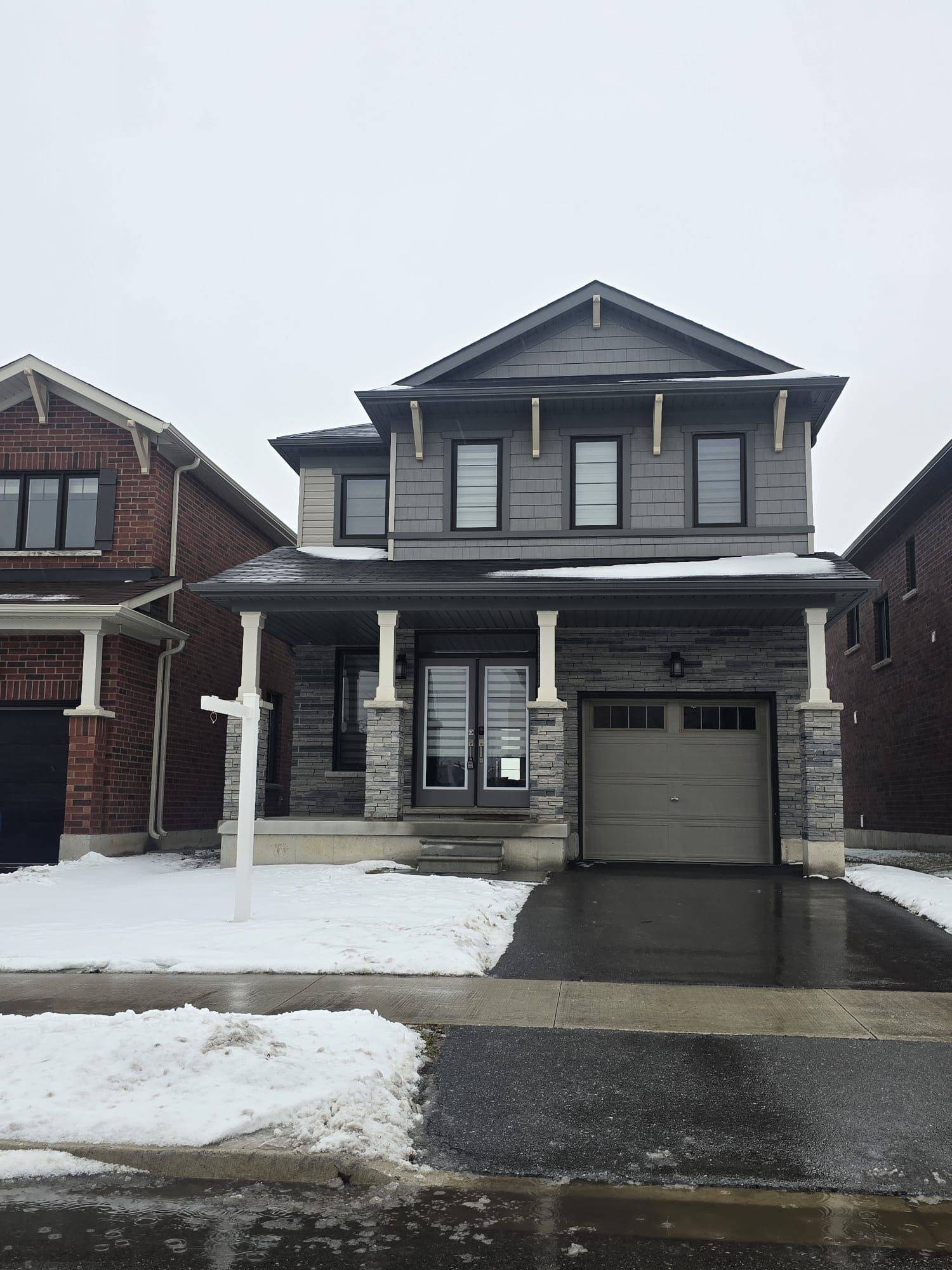 Hamilton, ON L8J 0M2,8 Toffee TRL