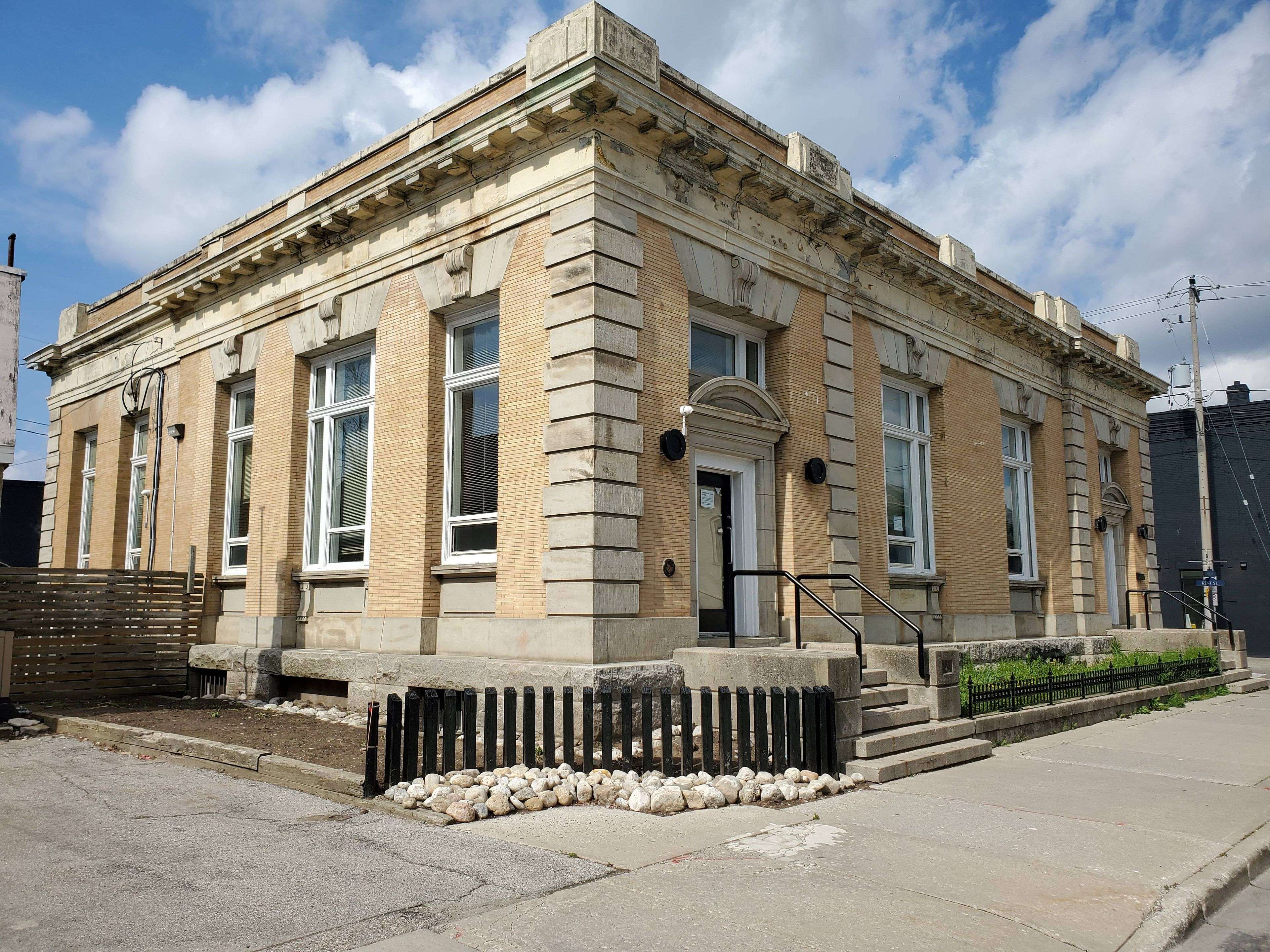 Norfolk, ON N3Y 1S3,45 Peel ST