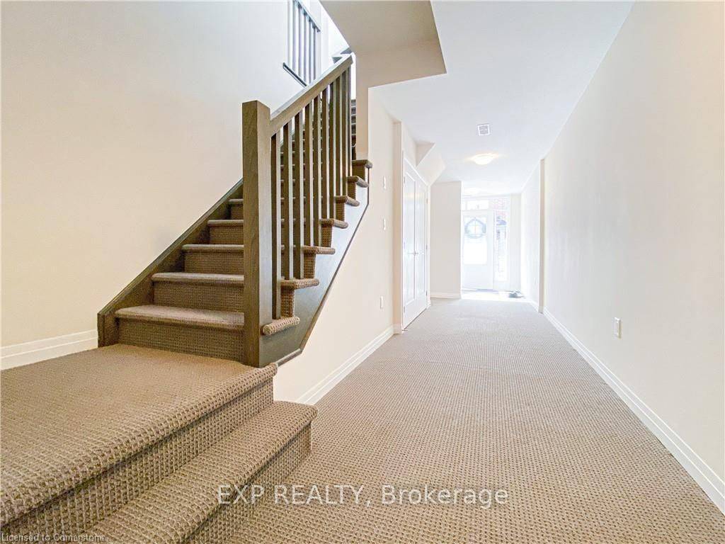 Hamilton, ON L9G 0H2,6 Ritchie LN