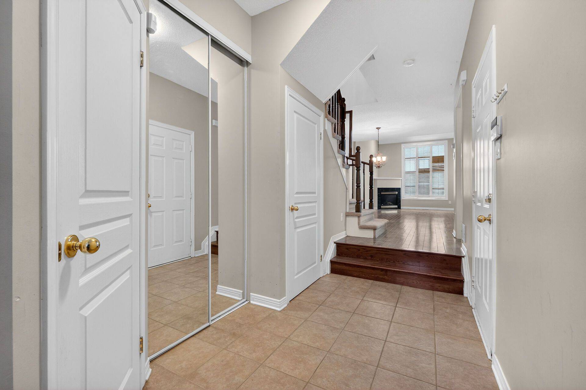 Kanata, ON K2K 3C4,32 Kettleby ST S