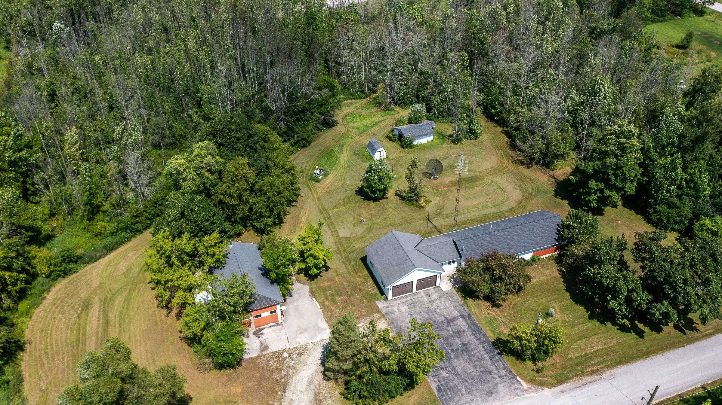 Georgian Bluffs, ON N4K 6V5,873 14th ST W