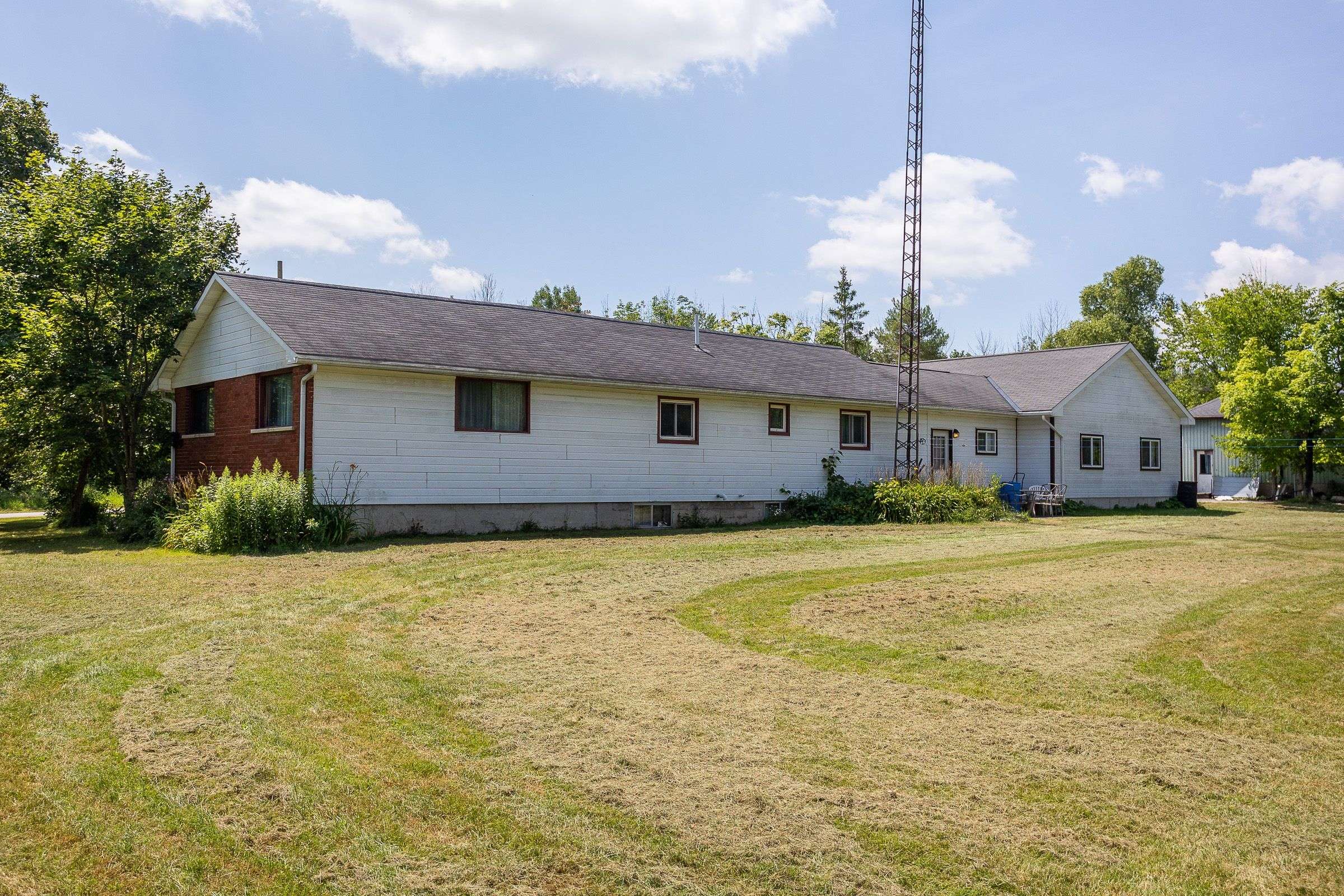 Georgian Bluffs, ON N4K 6V5,873 14th ST W