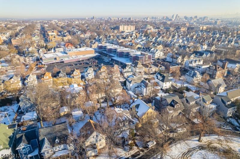 Newark City, NJ 07108,31 Homestead Park