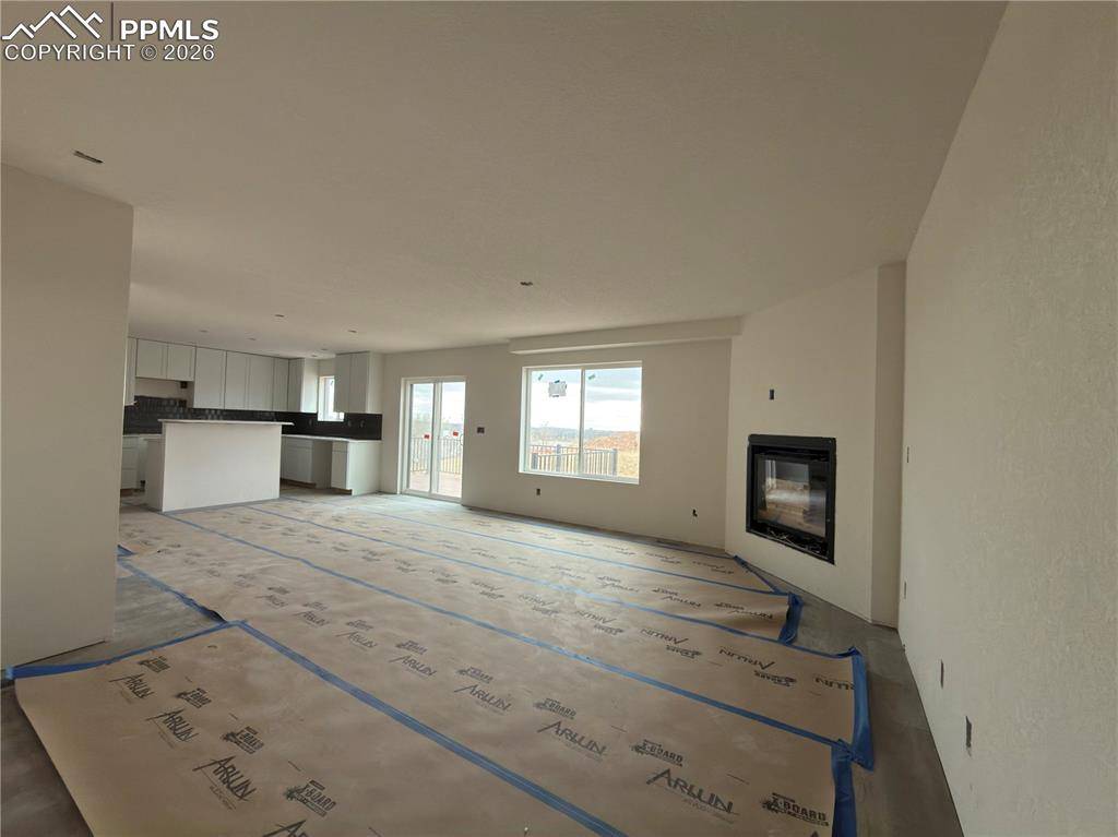 Colorado Springs, CO 80907,731 Little Bear GRV