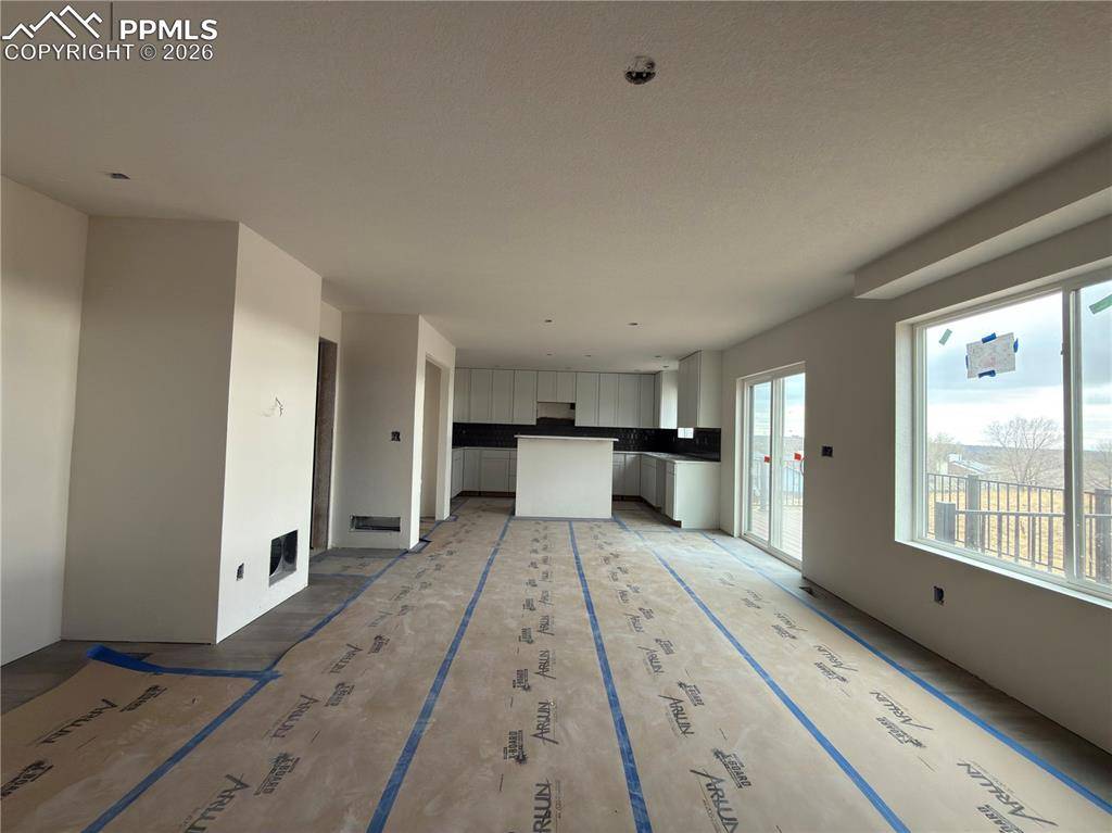 Colorado Springs, CO 80907,731 Little Bear GRV