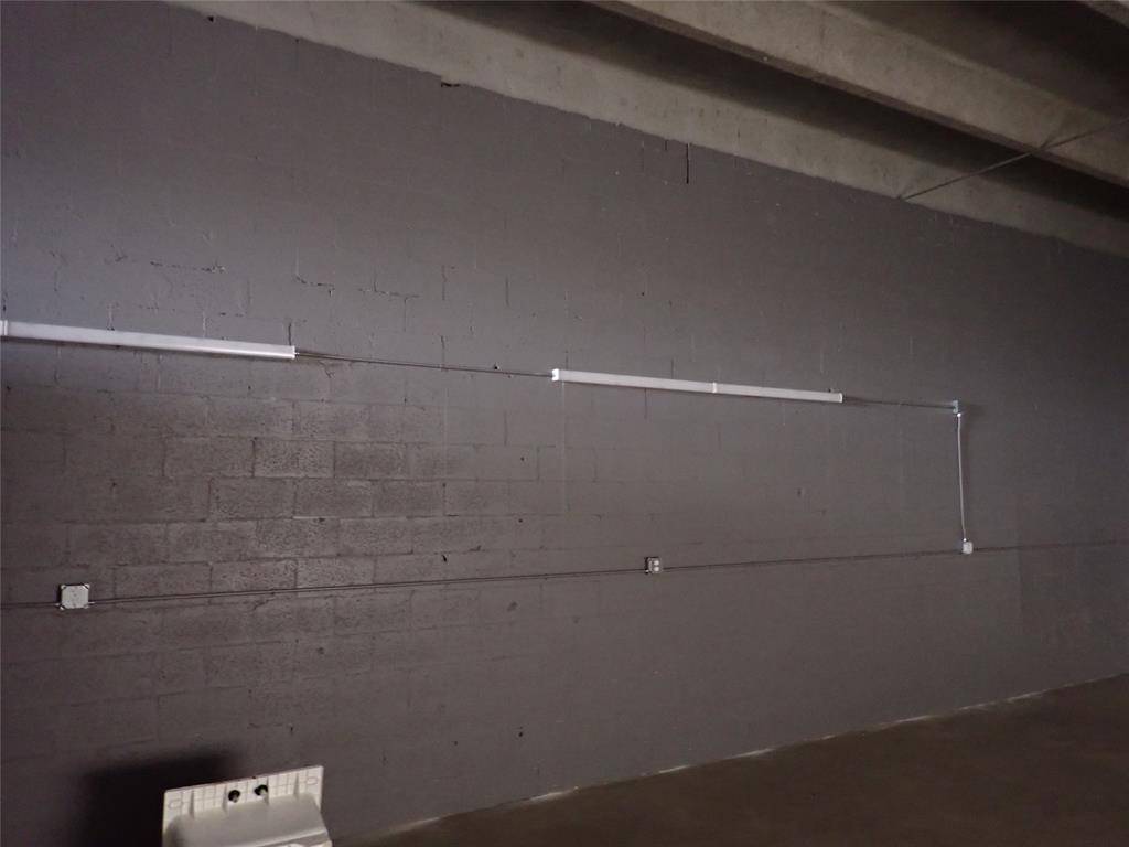 Miramar, FL 33023,2300 SW 60th Ter #BAY A