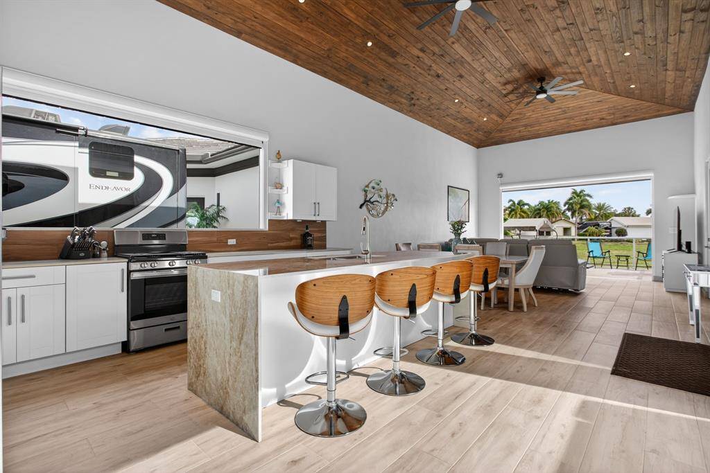 Margate, FL 33068,632 N Cortez Dr #632