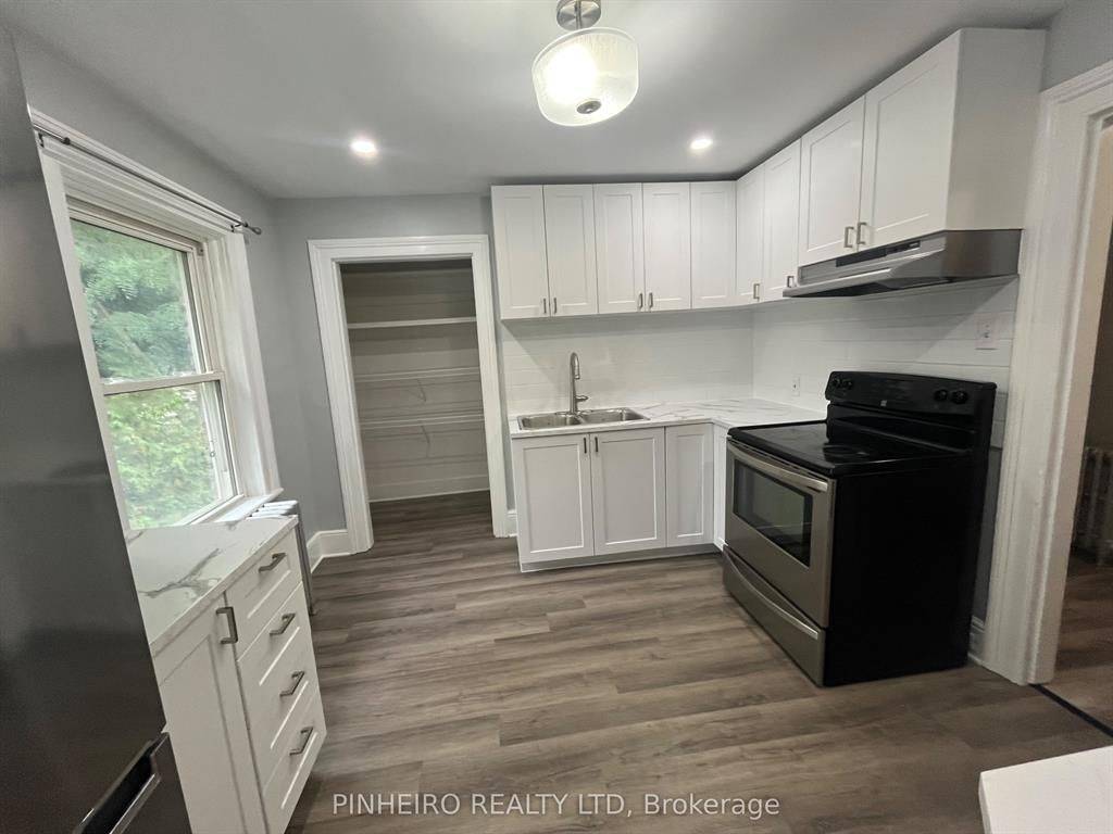 London East, ON N6A 2T2,611 Talbot ST #2