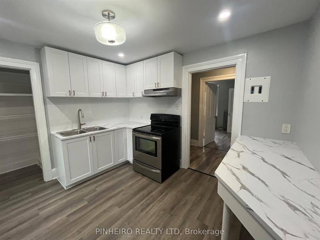 London East, ON N6A 2T2,611 Talbot ST #2