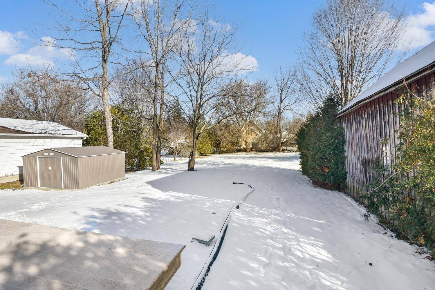 Athens, ON K0E 1B0,13 Victoria ST