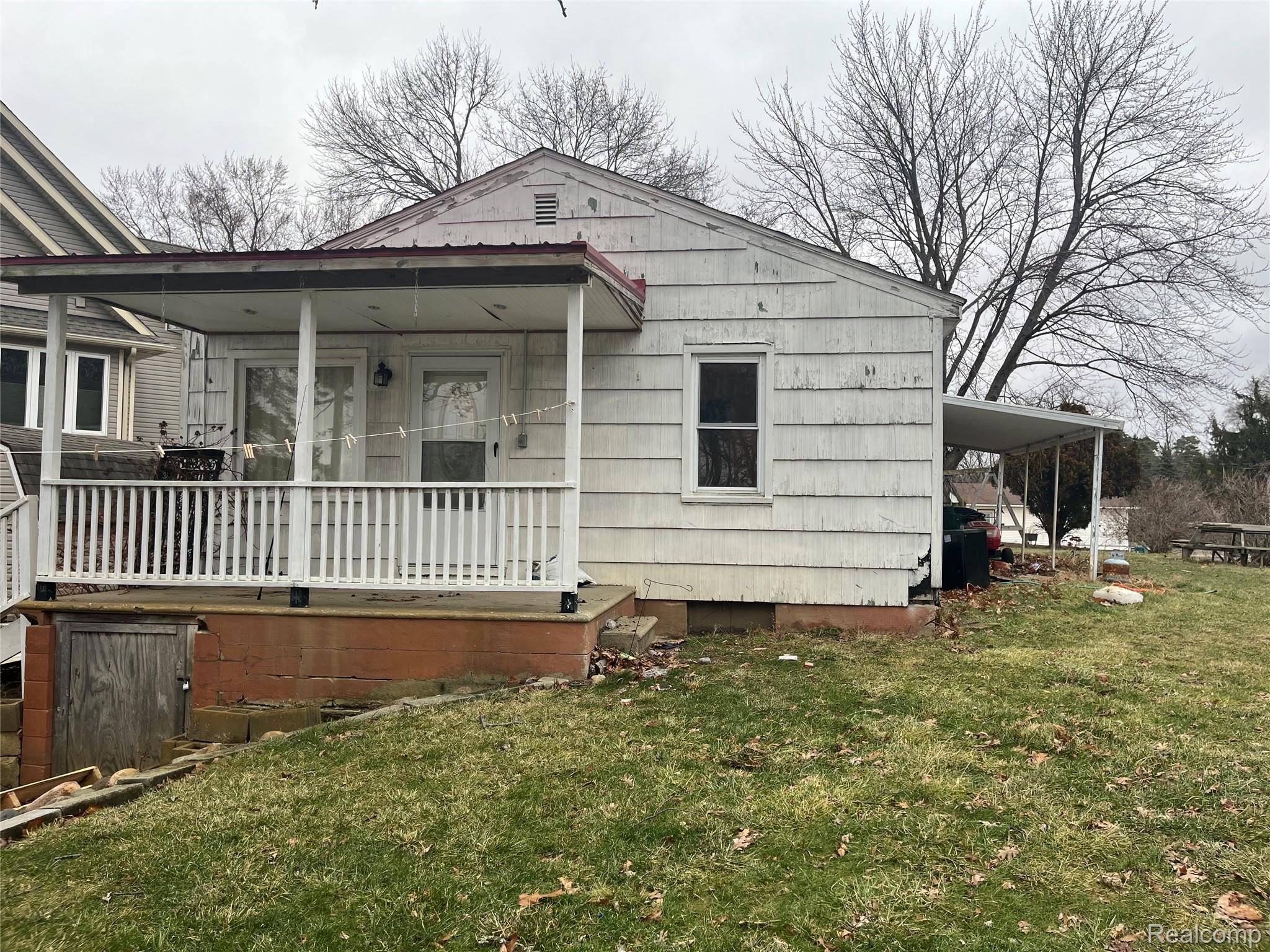 Linden, MI 48451,16048 Moran DR