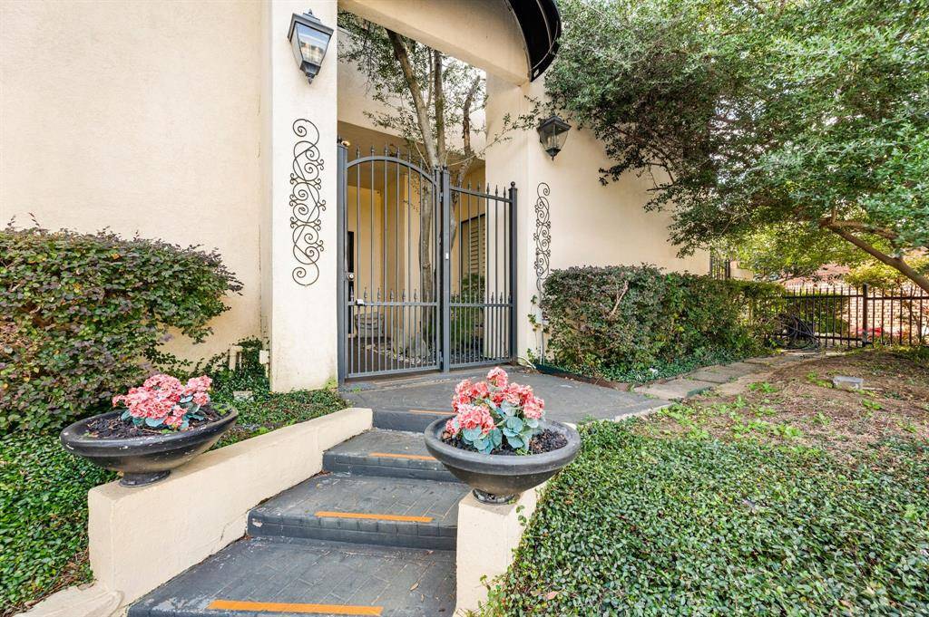 Arlington, TX 76006,3118 Shadow Drive W