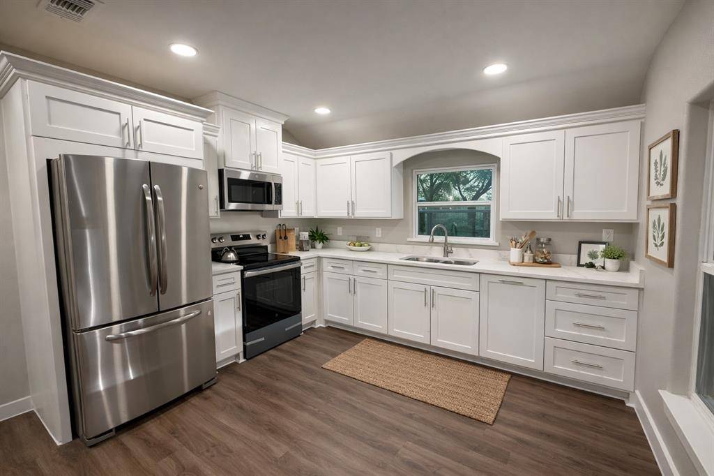 Rice, TX 75155,211 Crockett Street