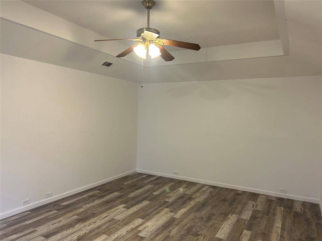 Desoto, TX 75115,801 Summit