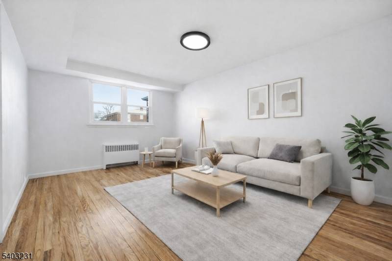 Belleville Twp., NJ 07109,59-61 Brighton Avenue U19