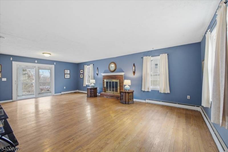 Washington Twp., NJ 07882,97 Skyview Dr