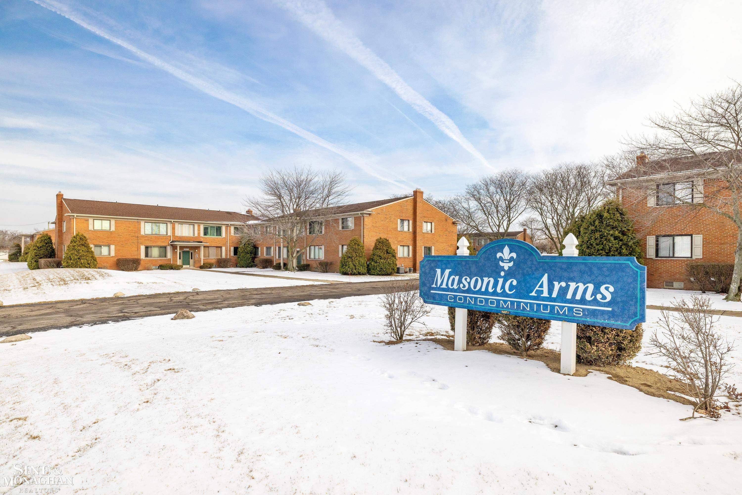 Saint Clair Shores, MI 48082,32616 Harper AVE