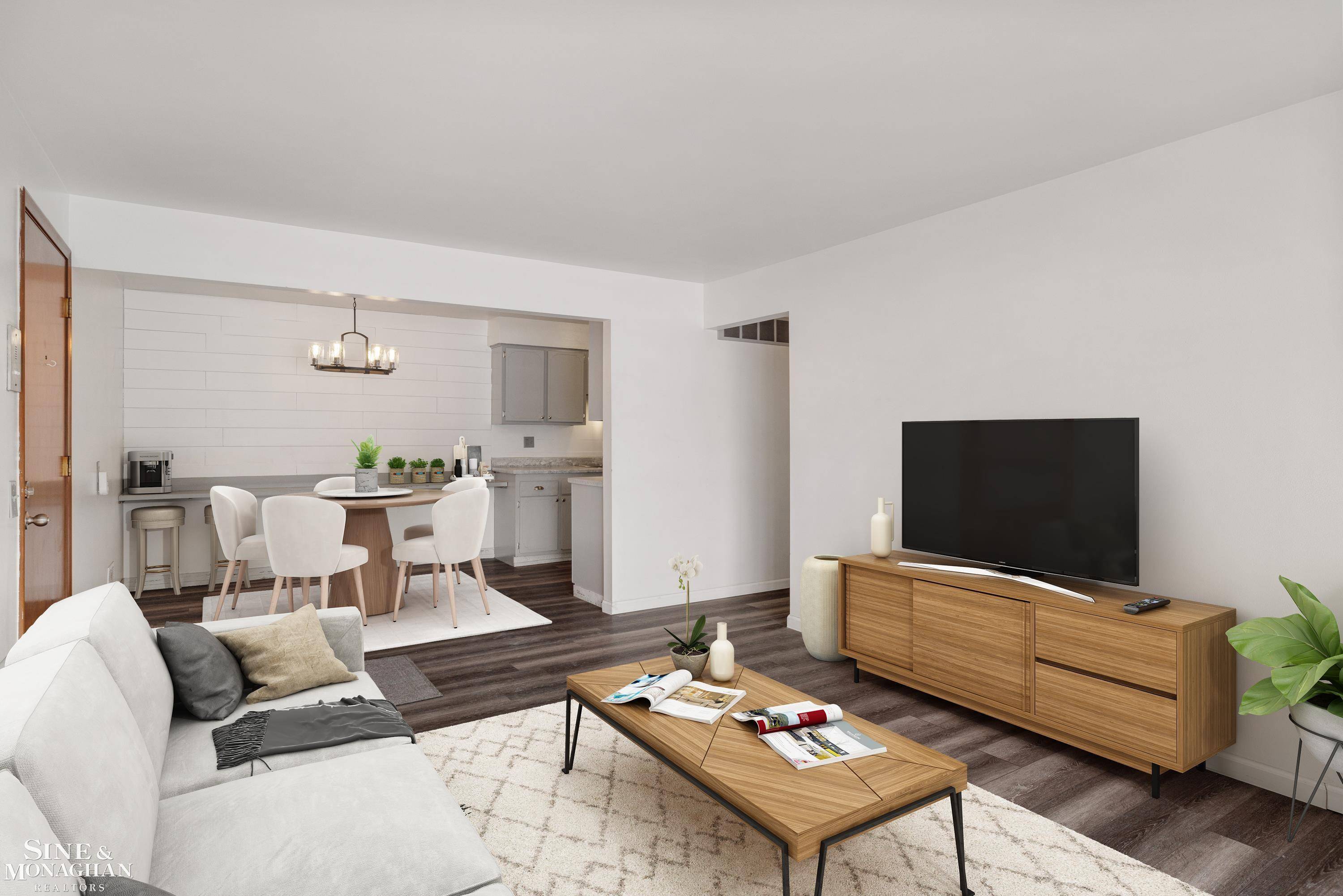 Saint Clair Shores, MI 48082,32616 Harper AVE