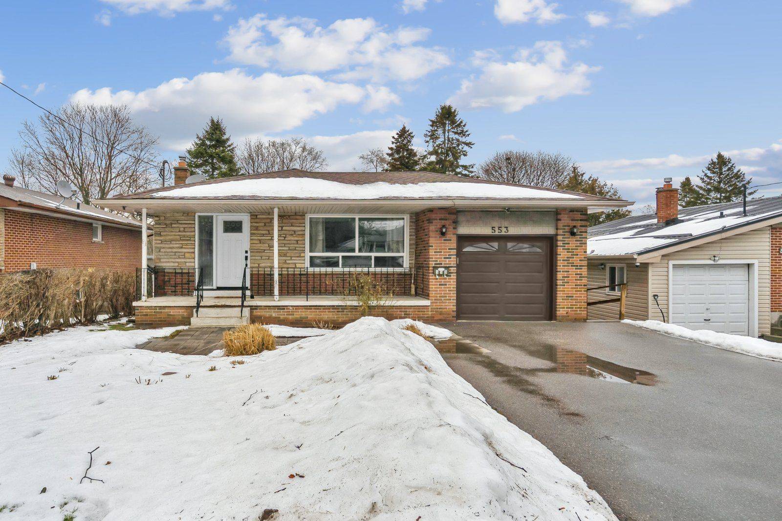 Oshawa, ON L1H 6V4,553 Harmony RD S