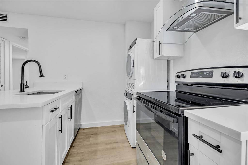 Fort Lauderdale, FL 33304,1015 NE 17th Ave #201