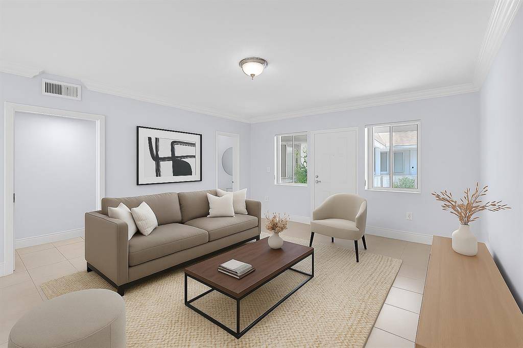 Bal Harbour, FL 33154,9930 Collins Ave #14