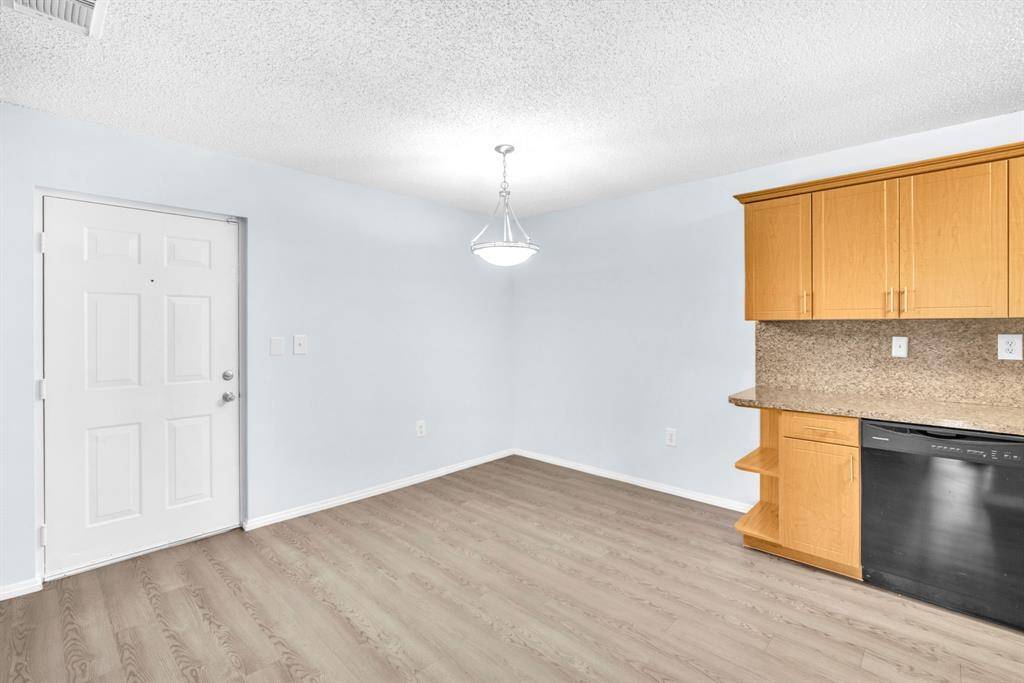 Hialeah, FL 33015,6881 NW 173rd Dr #B-201