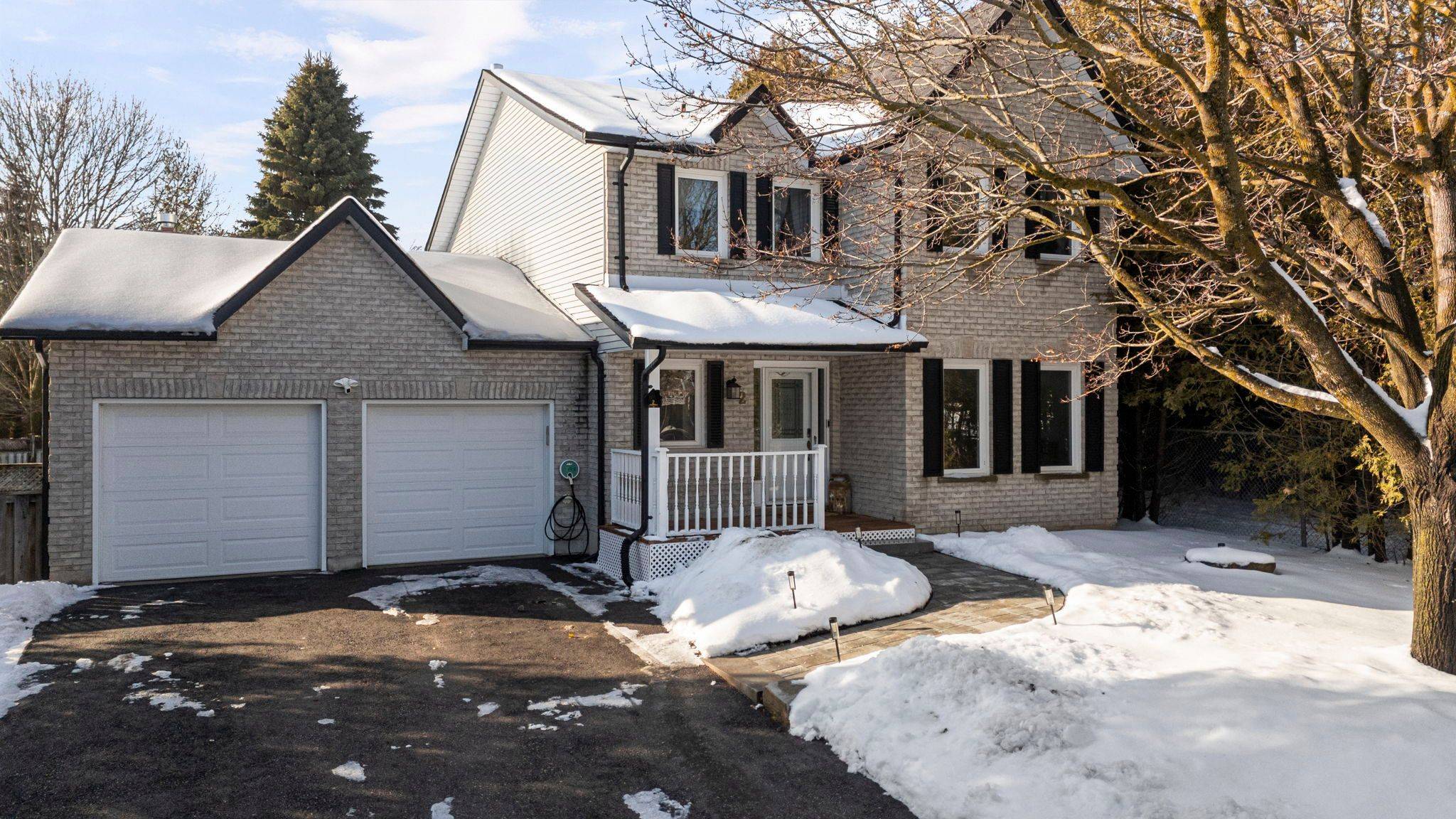 Innisfil, ON L0L 1L0,2 Heritage RD