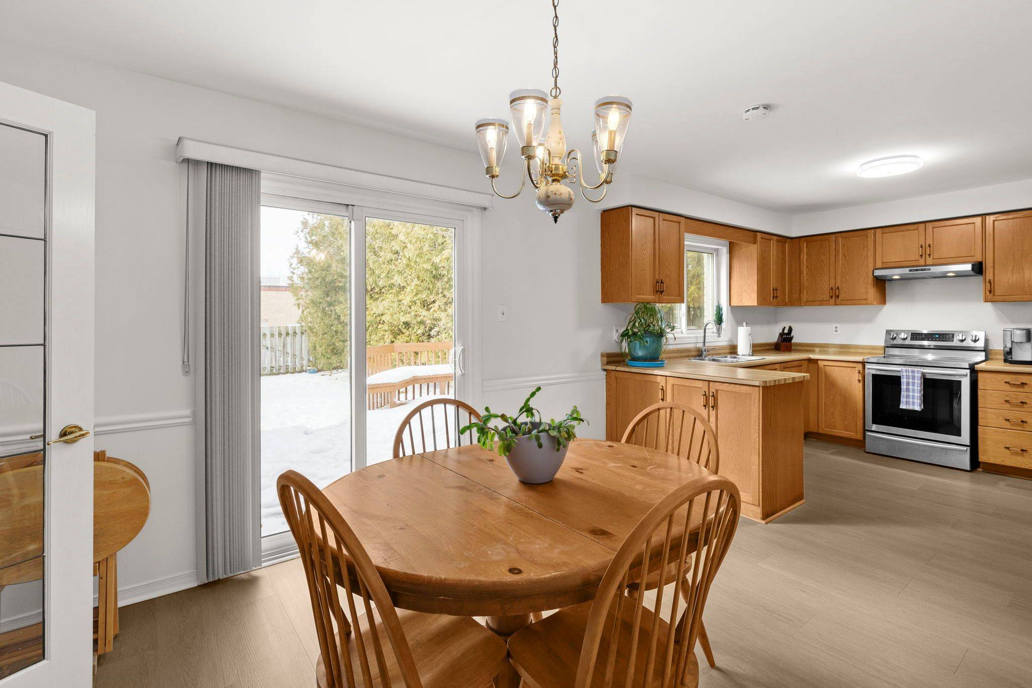 Innisfil, ON L0L 1L0,2 Heritage RD