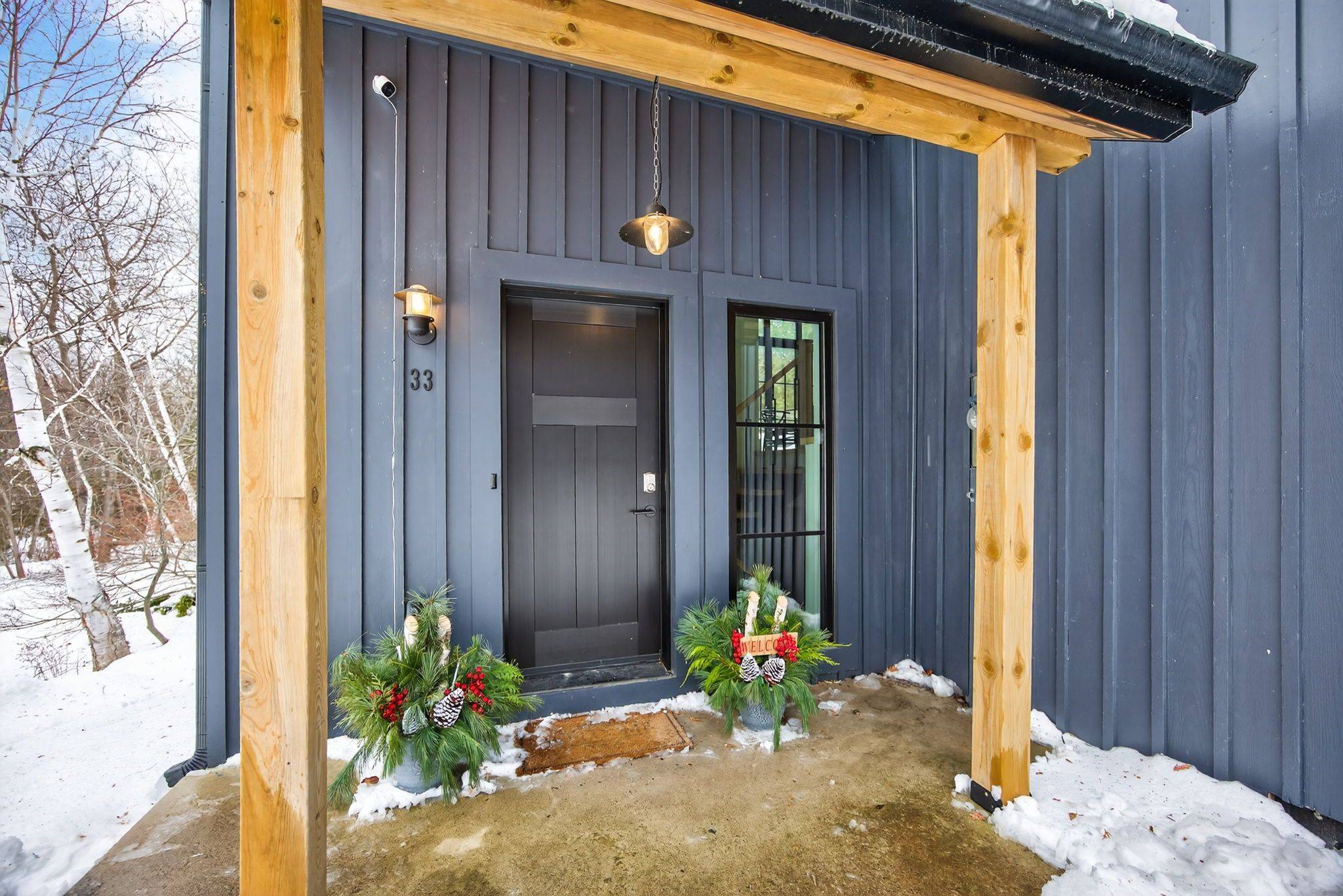 Collingwood, ON L9Y 5A9,33 Slalom Gate RD