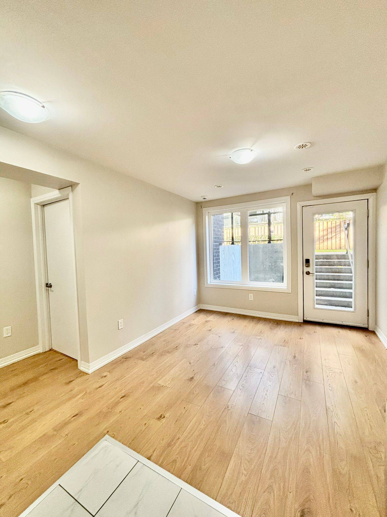 Mississauga, ON L5J 0B6,1165 Journeyman LN #110