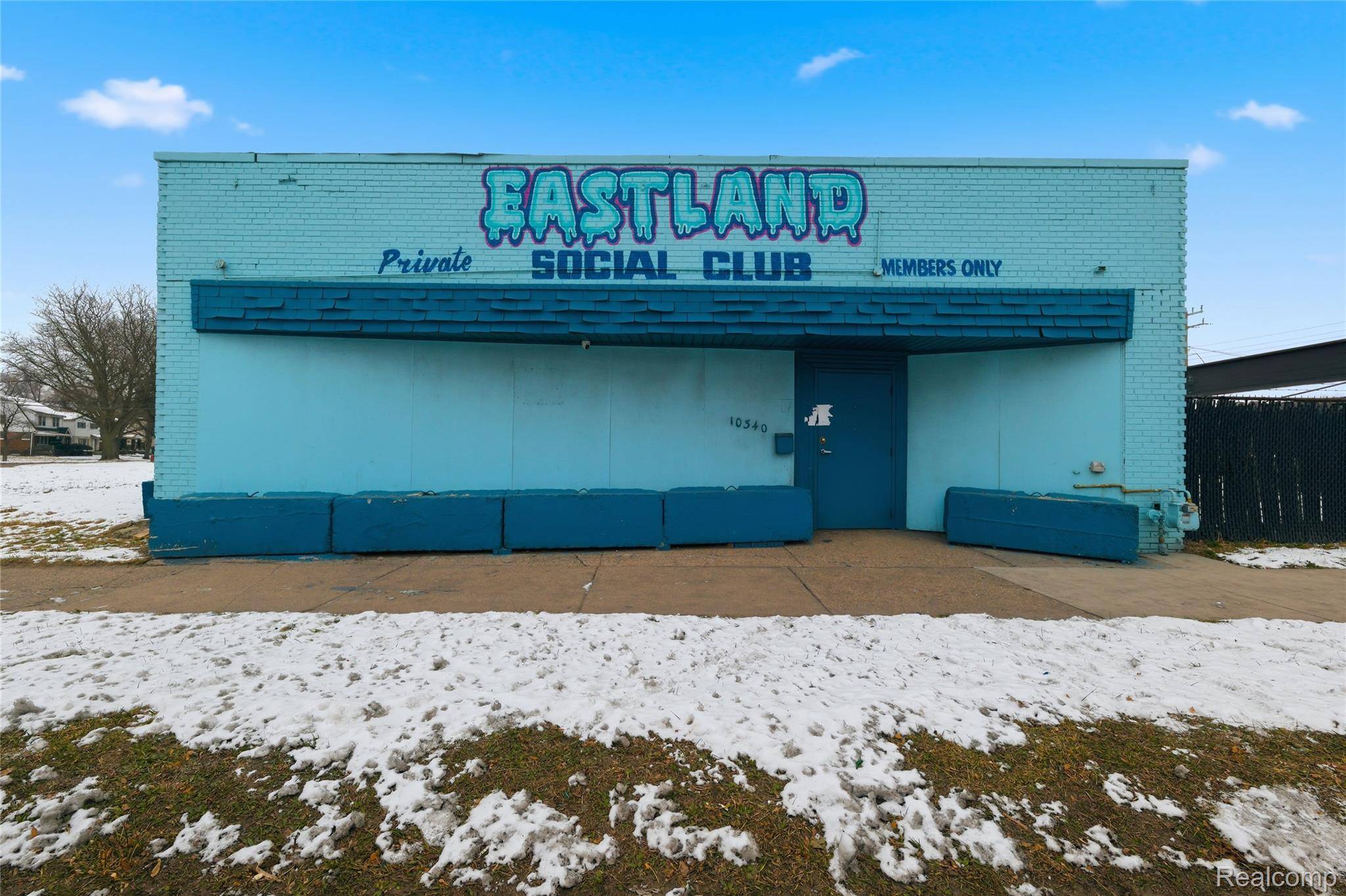 Detroit, MI 48234,10340 Van Dyke ST