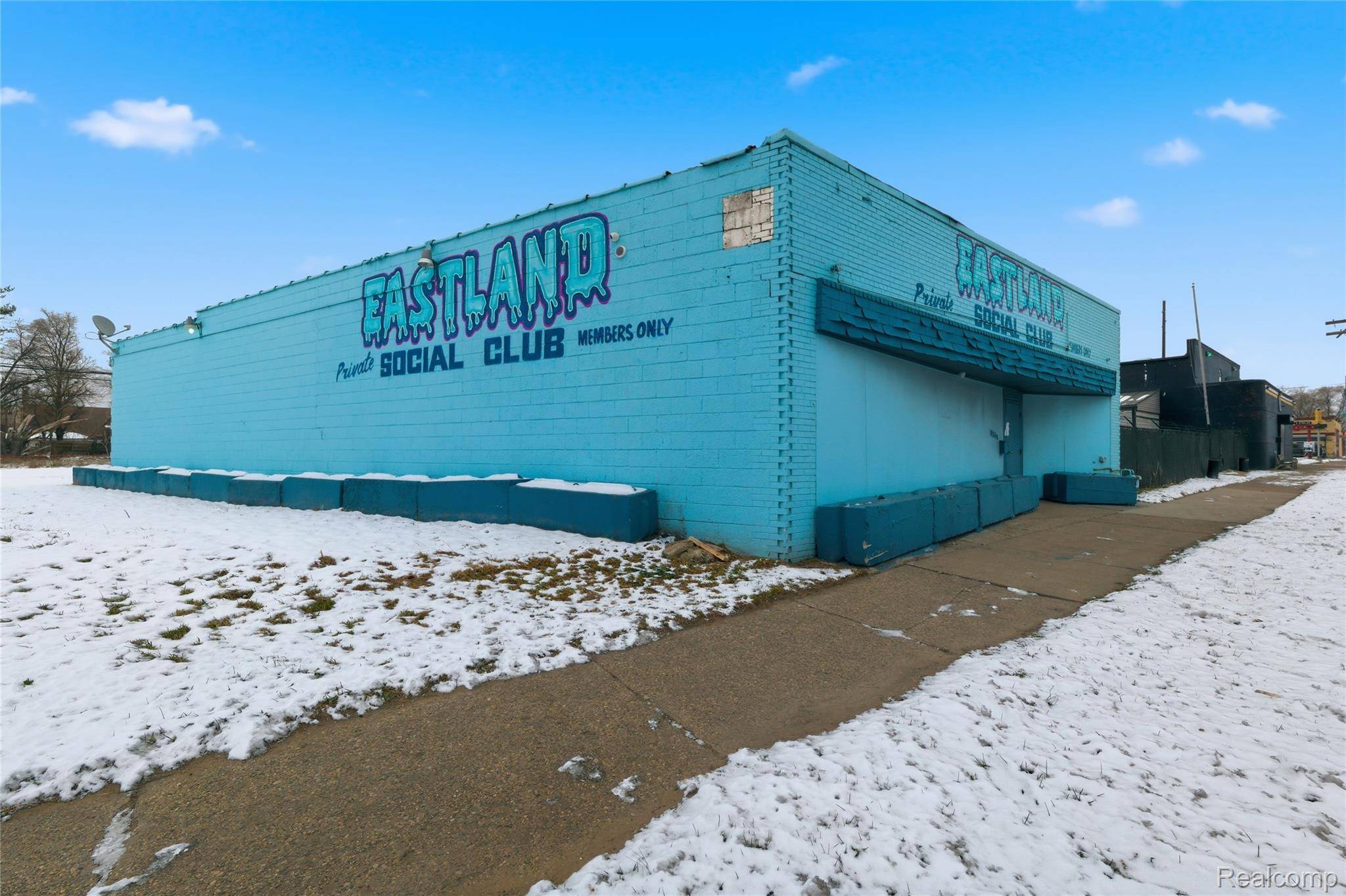 Detroit, MI 48234,10340 Van Dyke ST