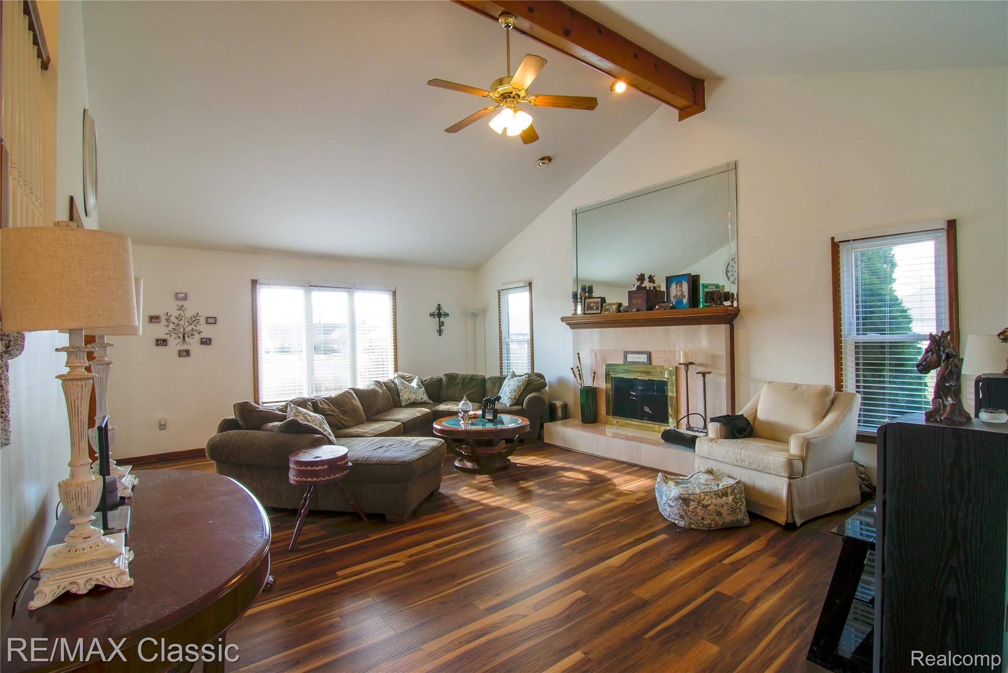 Macomb, MI 48042,16448 Trailway DR