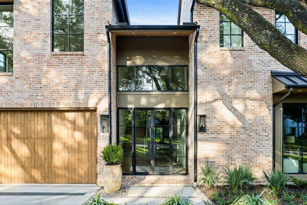 Dallas, TX 75214,3944 Dalgreen Drive