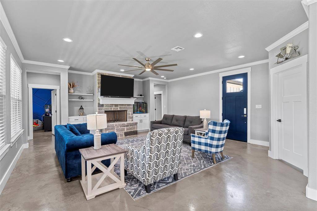 Robinson, TX 76706,370 Rio Bonito Drive