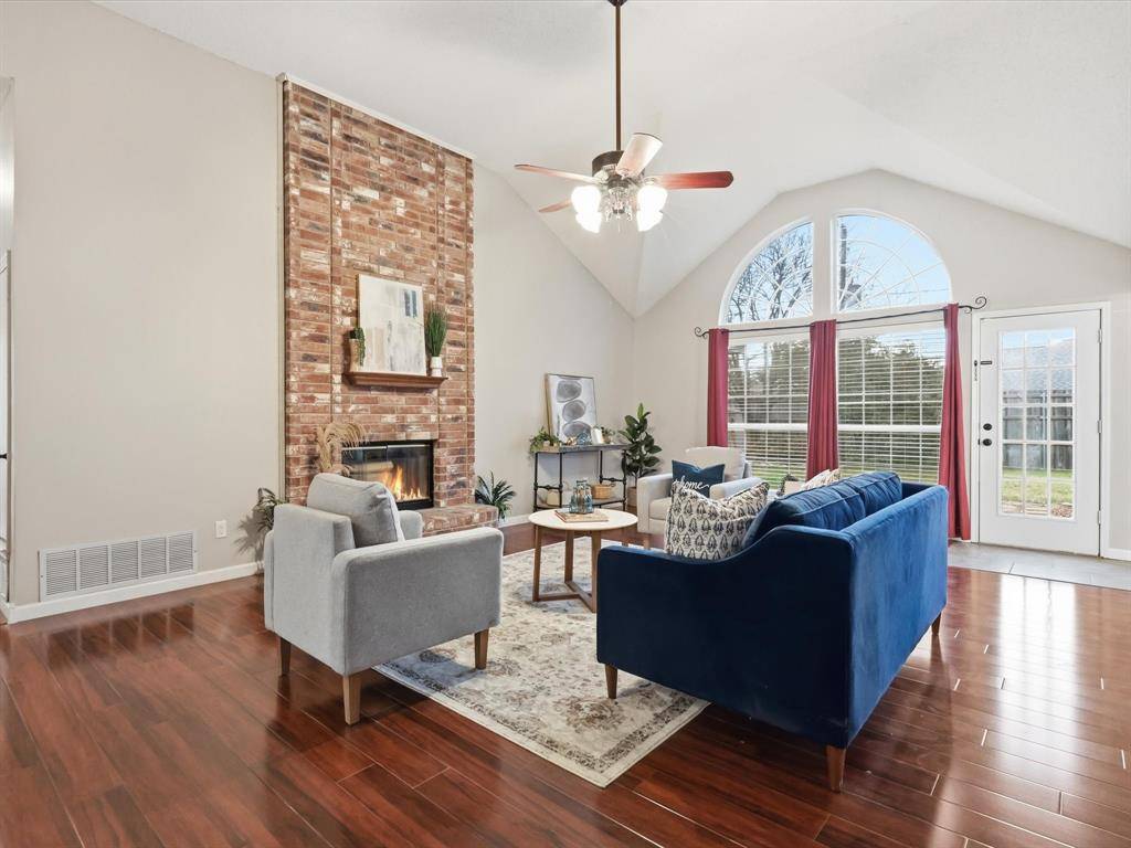 Arlington, TX 76018,5703 Prescott Drive