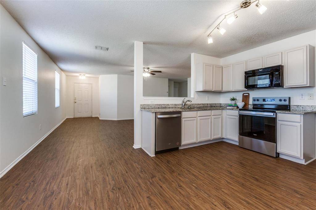 Little Elm, TX 75068,2613 SALTMAKER Way