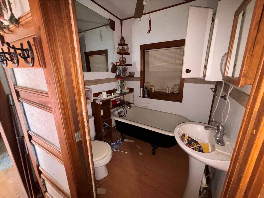 Sherman, TX 75090,1417 S Austin Street