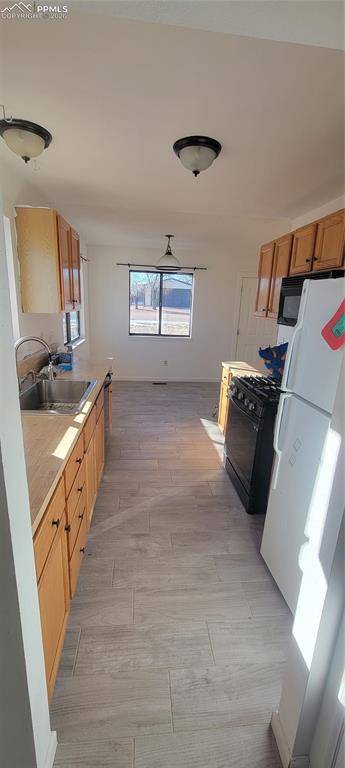 Penrose, CO 81240,358 Illinois ST