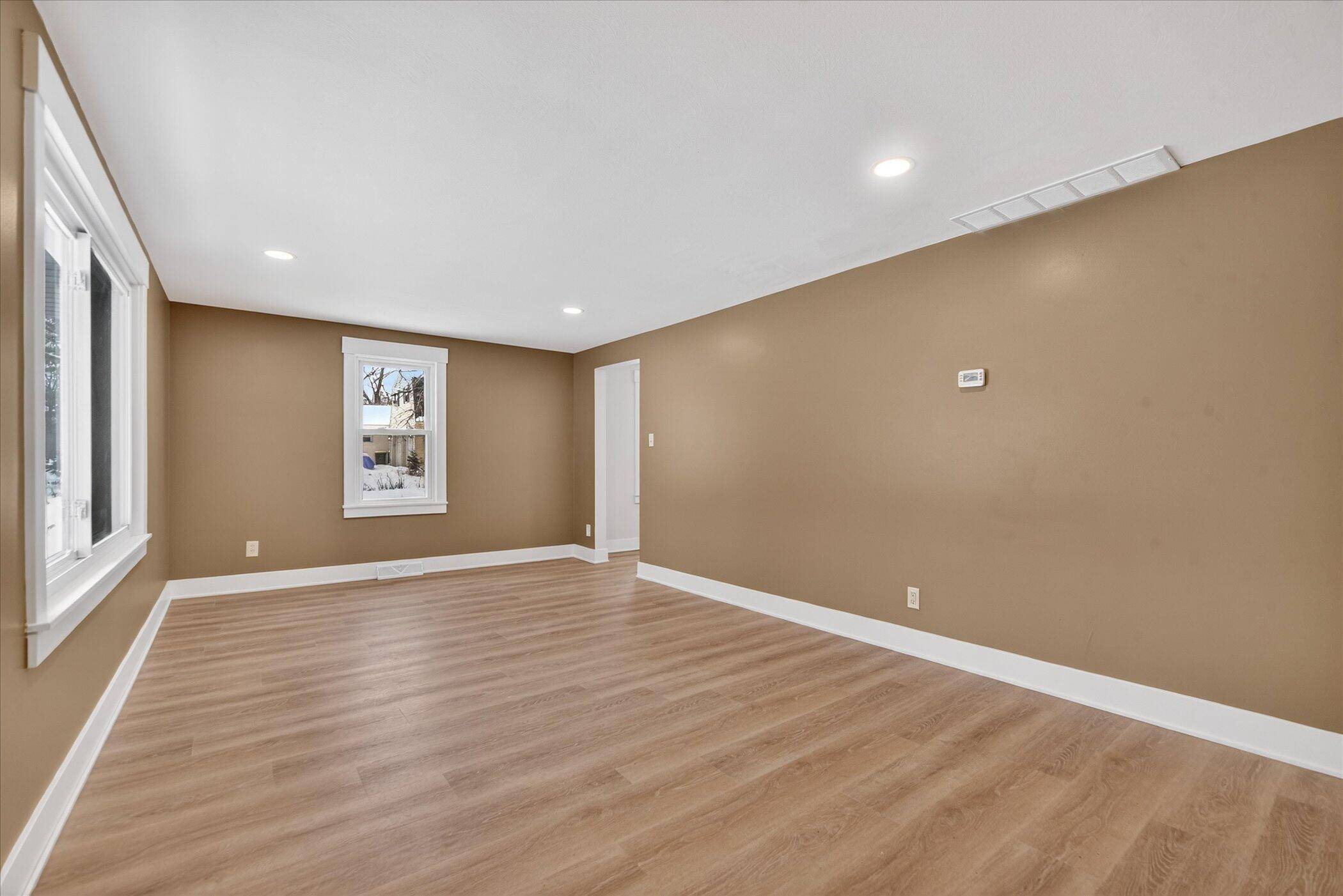 East Lansing, MI 48823,2370 Raby RD