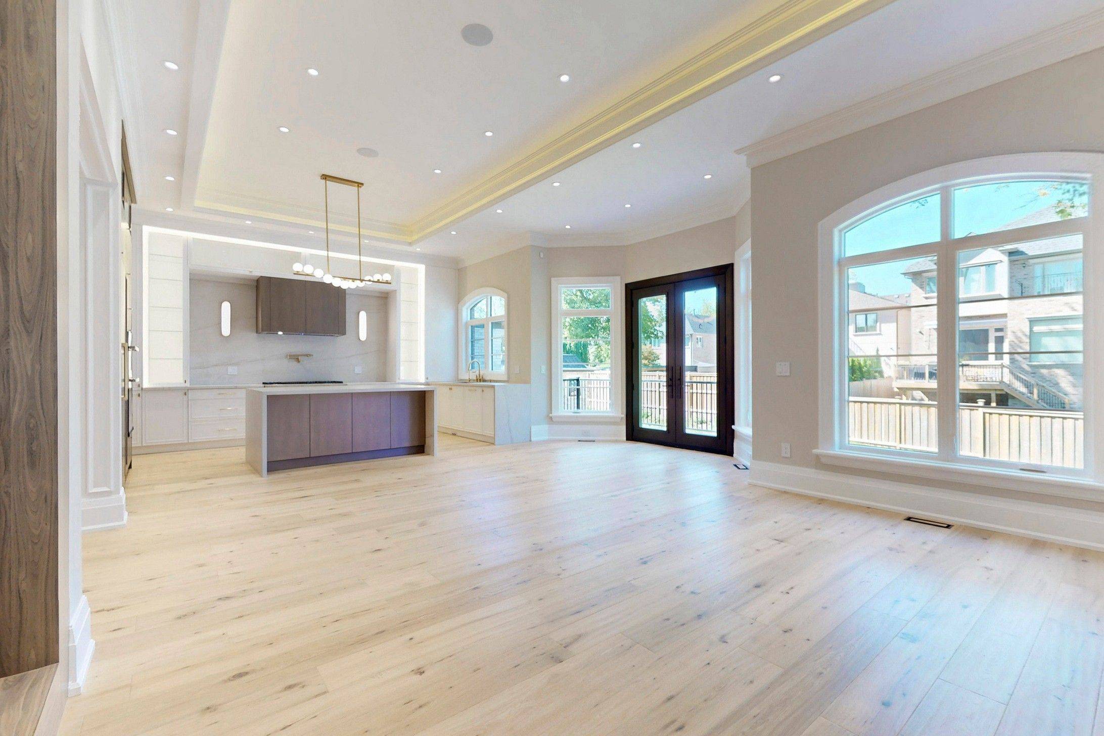 Richmond Hill, ON L4E 3C6,150 Olde Bayview AVE