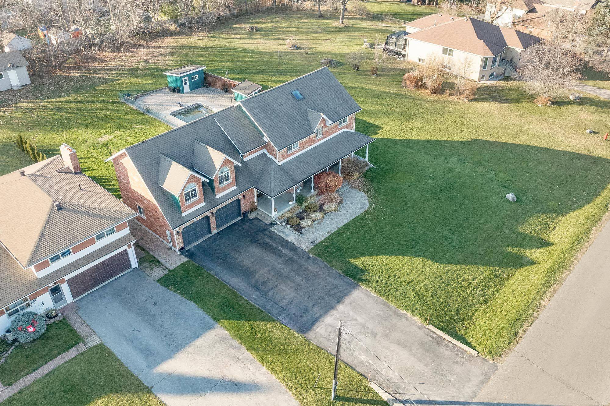 Innisfil, ON L9S 1T3,2040 Lea RD