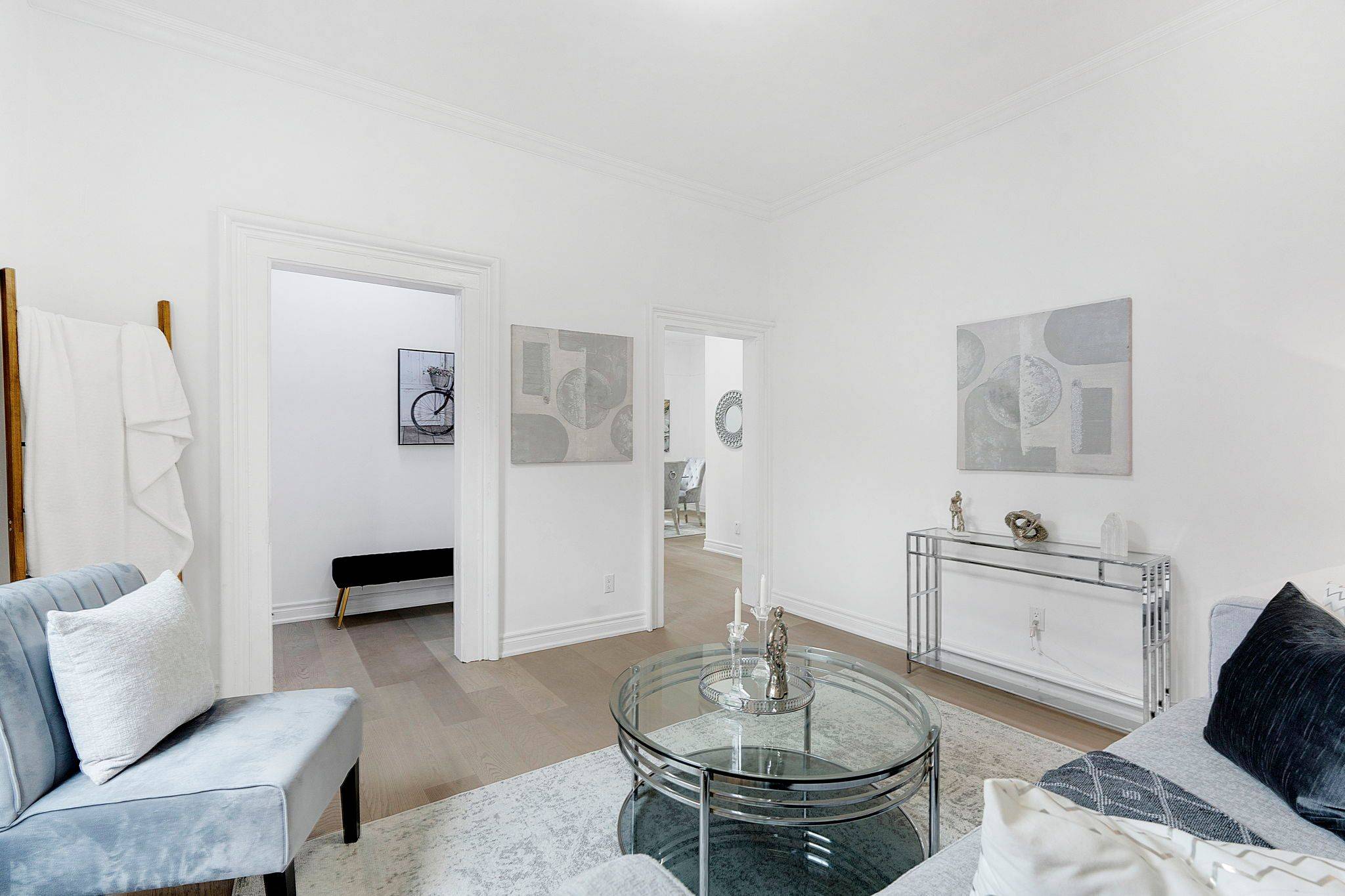 Brampton, ON L6V 1E2,72 Nelson ST E