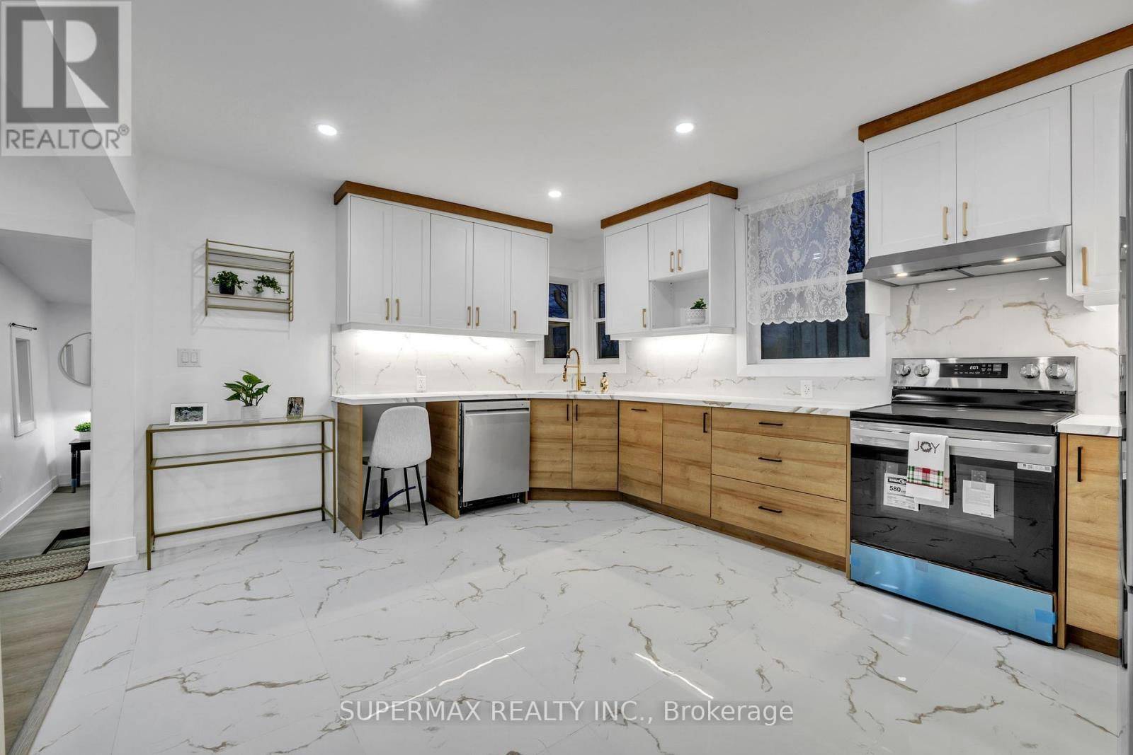 St. Thomas, ON N5P 2T7,94 Hiawatha ST