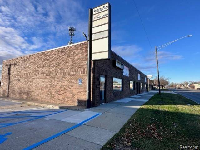 Southgate, MI 48195,13655 Northline RD