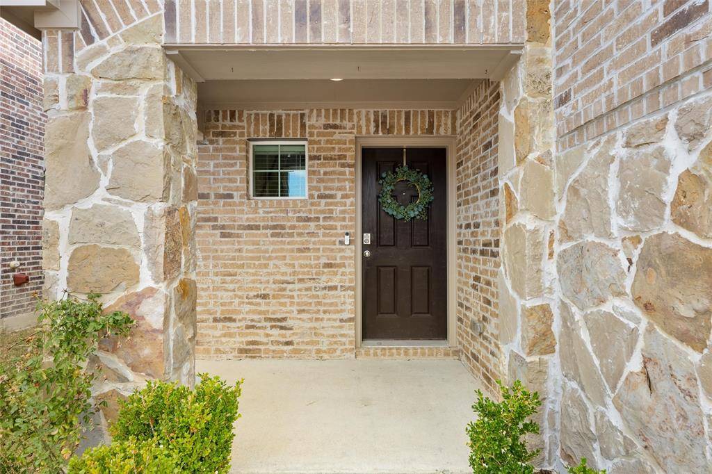 Van Alstyne, TX 75495,321 Glenwick Lane