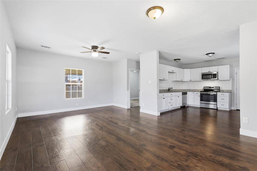 Mineral Wells, TX 76067,1615 N Oak Avenue