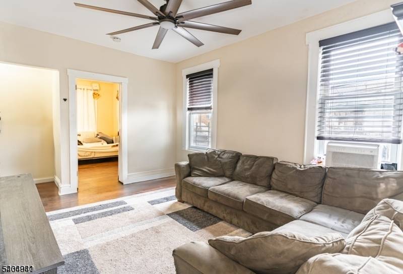 Newark City, NJ 07106,74 Smith St