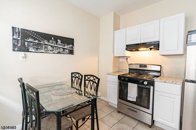 Newark City, NJ 07106,74 Smith St