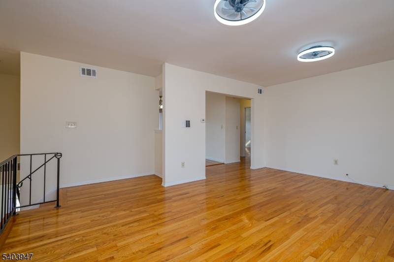 Edison Twp., NJ 08837,161 Evergreen Rd #12B